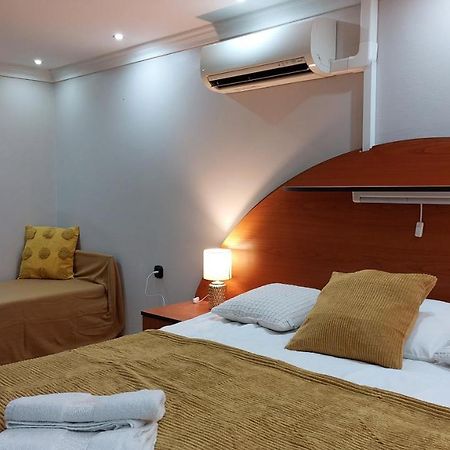 Family Apartman Дьюла Екстер'єр фото