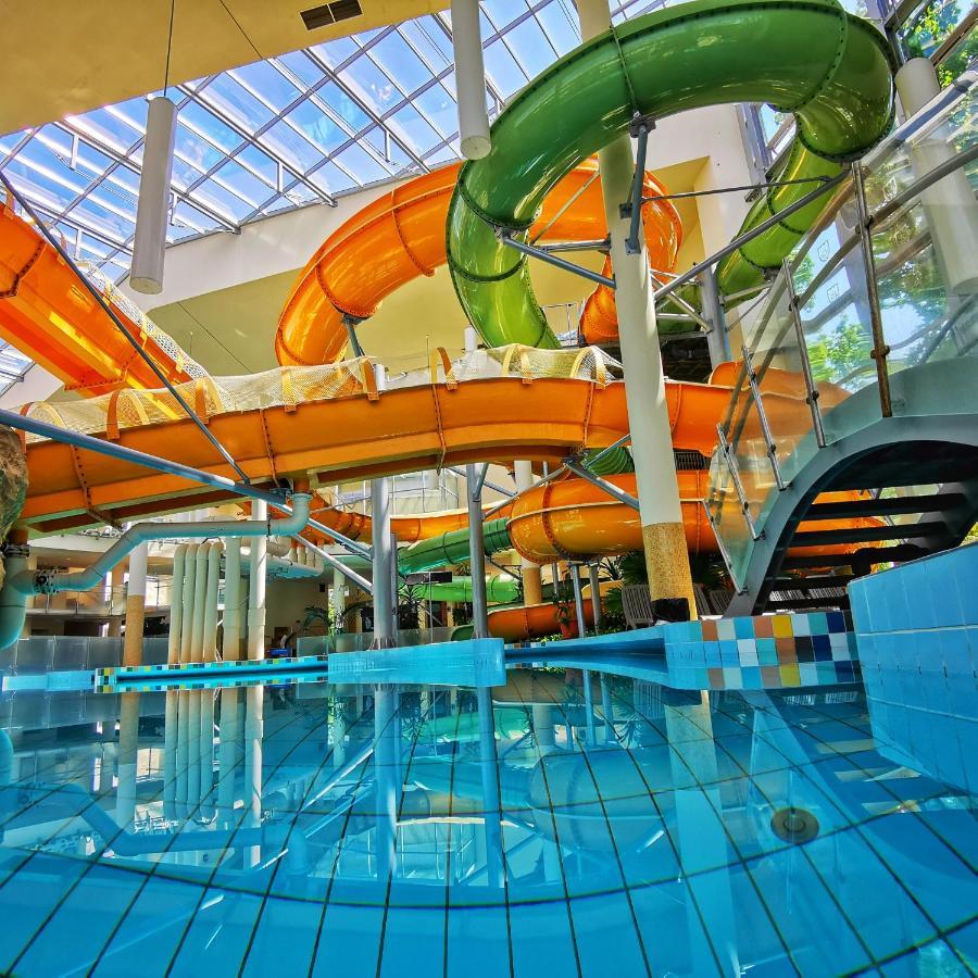 Family Apartman Дьюла Екстер'єр фото